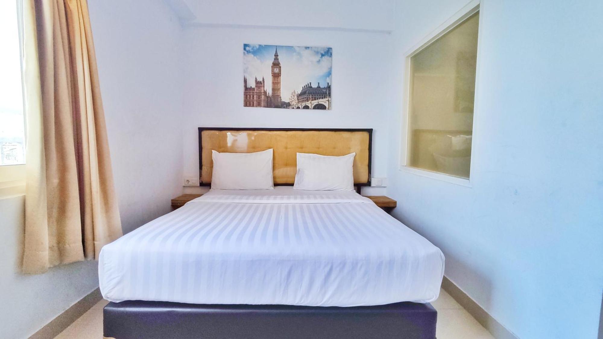 Votel Hotel Charis Tuban Tuban  Екстериор снимка