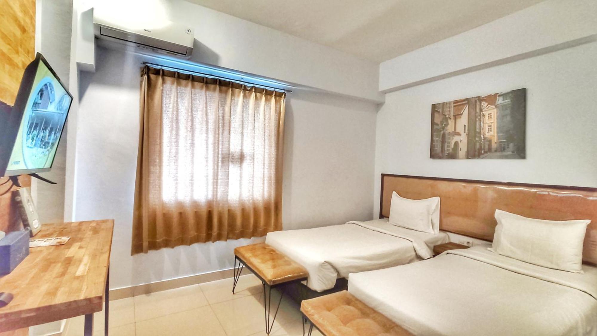 Votel Hotel Charis Tuban Tuban  Екстериор снимка